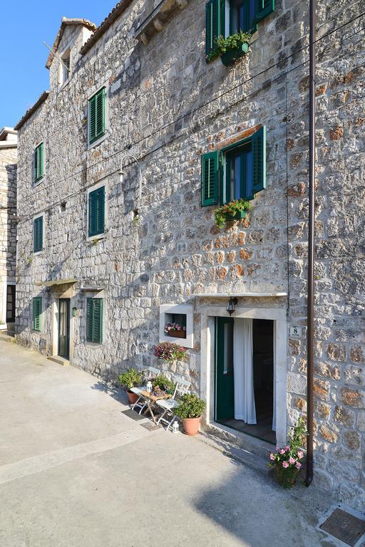 Apartments And Rooms Kampanel Χβαρ Δωμάτιο φωτογραφία