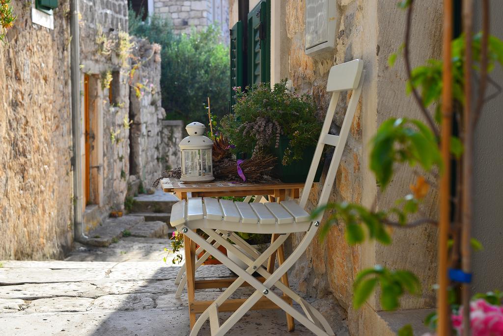 Apartments And Rooms Kampanel Χβαρ Δωμάτιο φωτογραφία